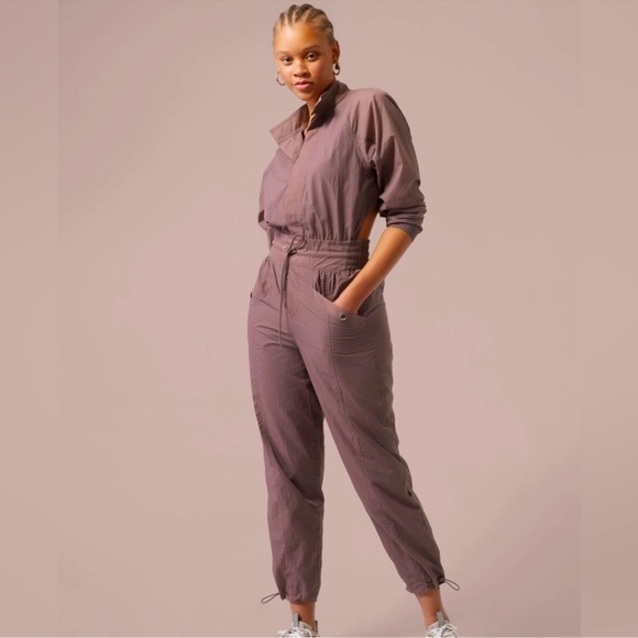 Athleta Alicia Keys Woman’s Size 12 Utility Open Back...